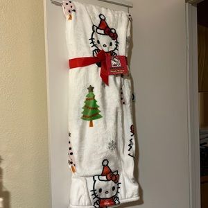 Price is firm Hello Kitty Christmas Blanket 2023
